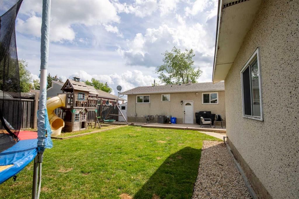 9922 83 Avenue  - Photo 20