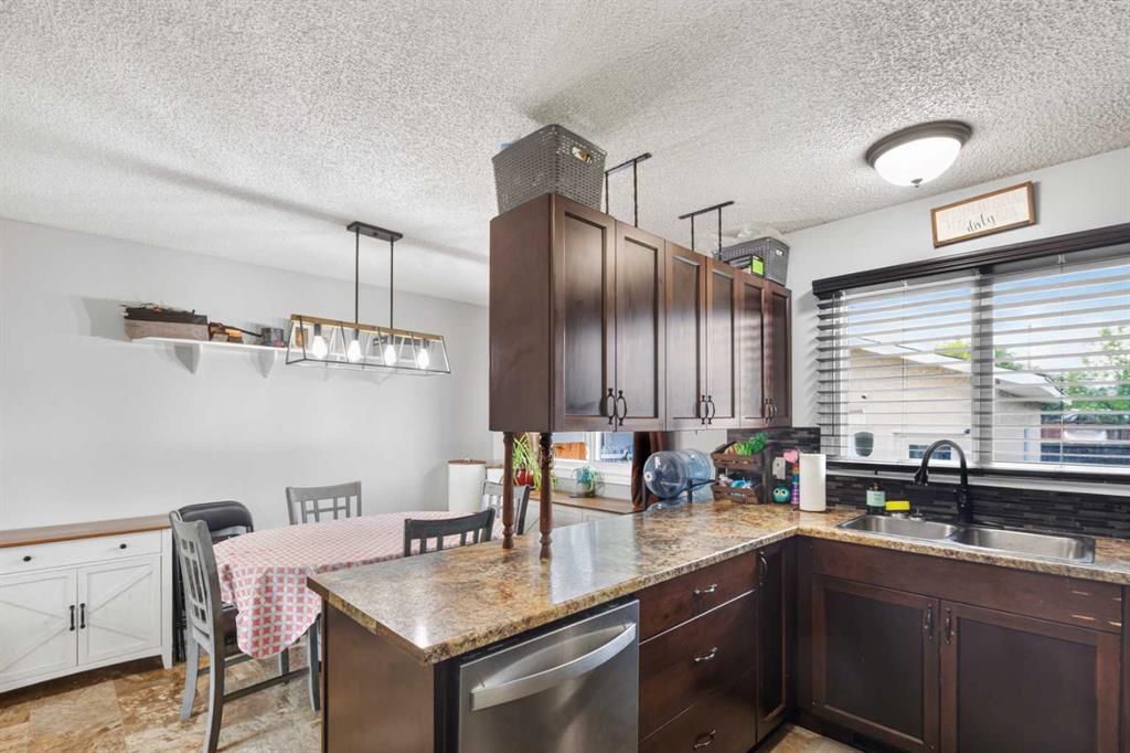 9922 83 Avenue  - Photo 6