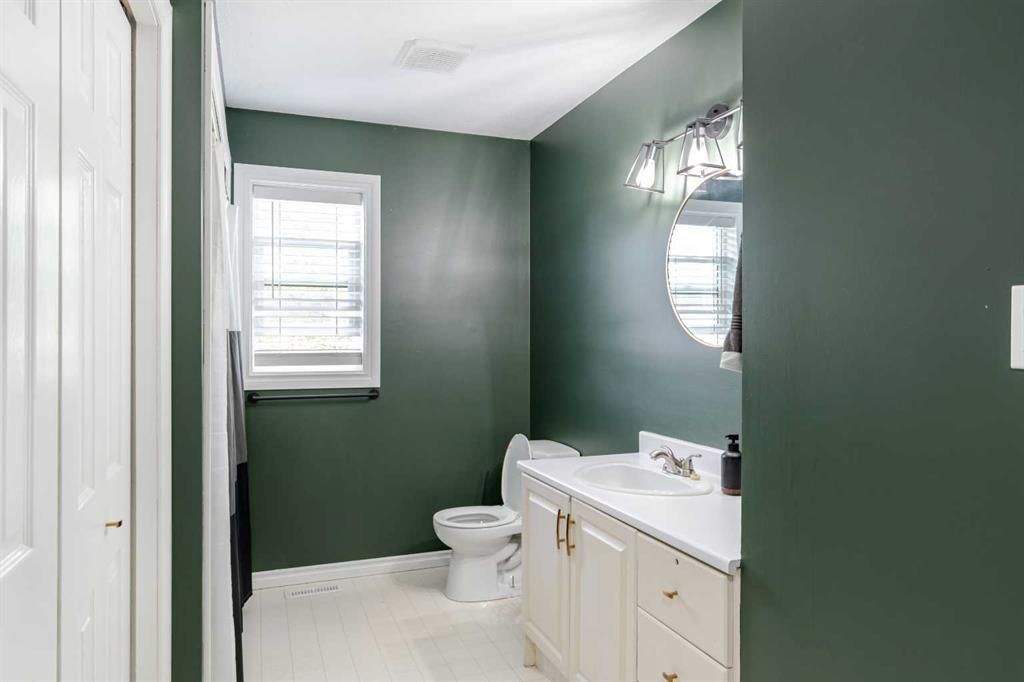 10602 101 Ave   - Photo 16