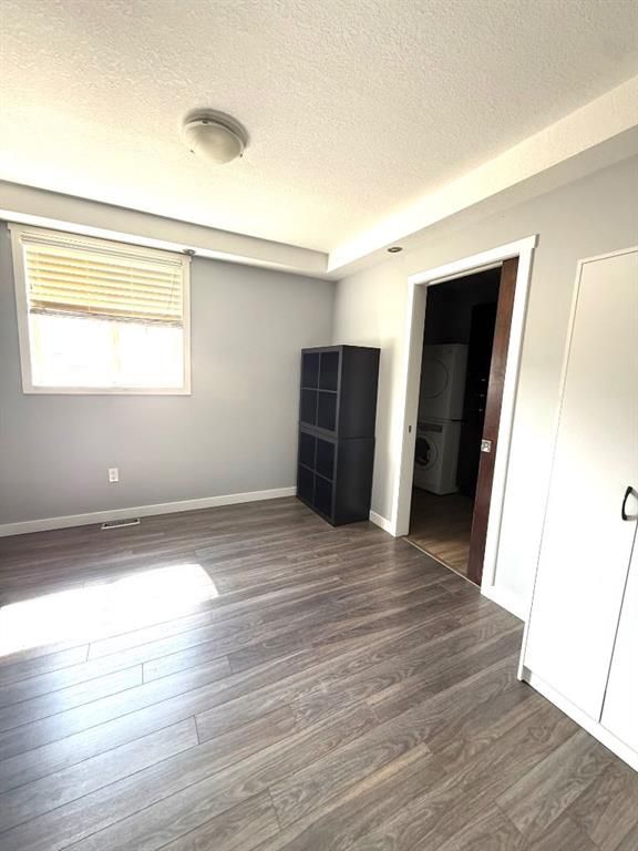 4605 50 Street  - Photo 10