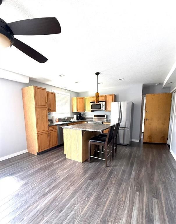 4605 50 Street  - Photo 8