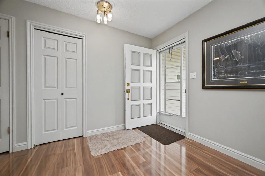 7325 97A Street  - Photo 4