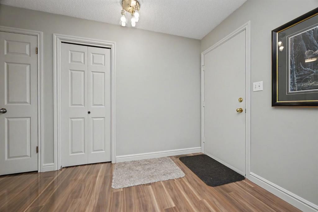 7325 97A Street  - Photo 5