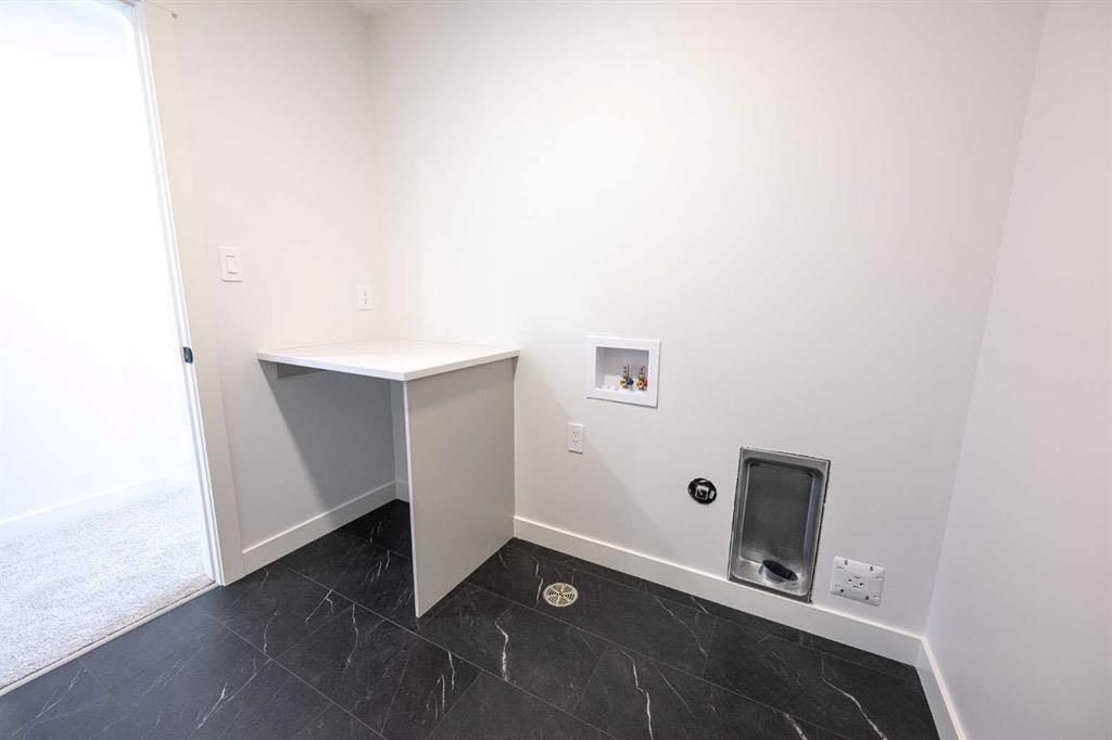 8617 128 Avenue  - Photo 35