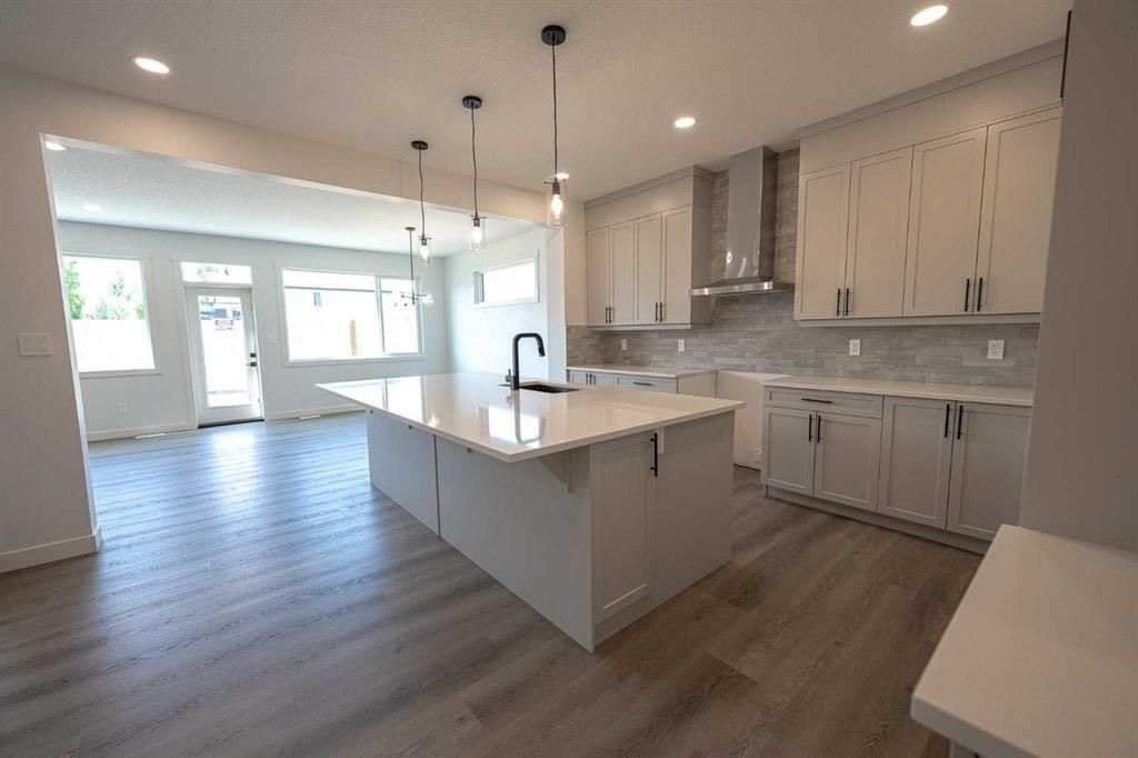8617 128 Avenue  - Photo 5