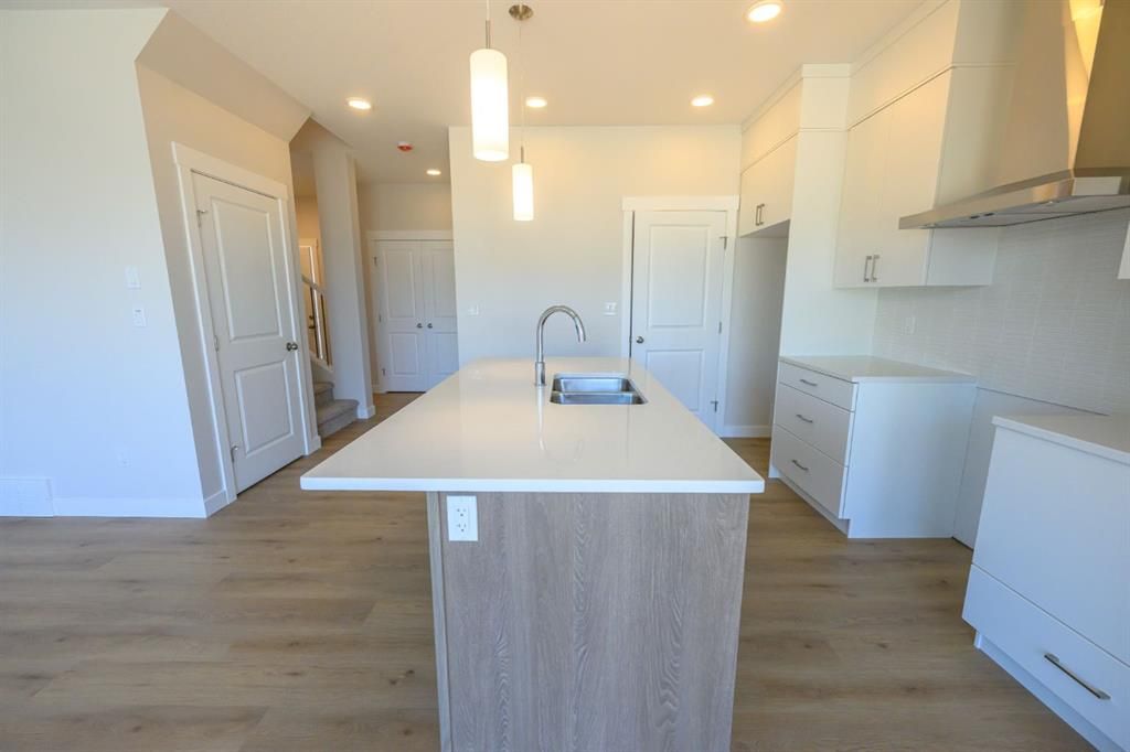 12826 87A Street  - Photo 10