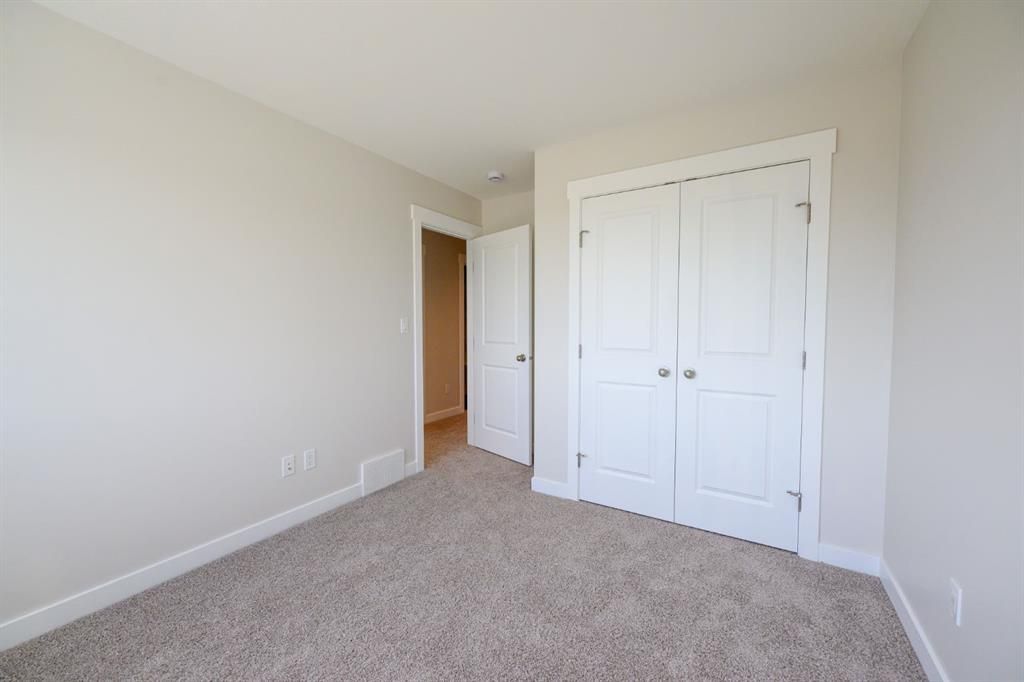 12826 87A Street  - Photo 23