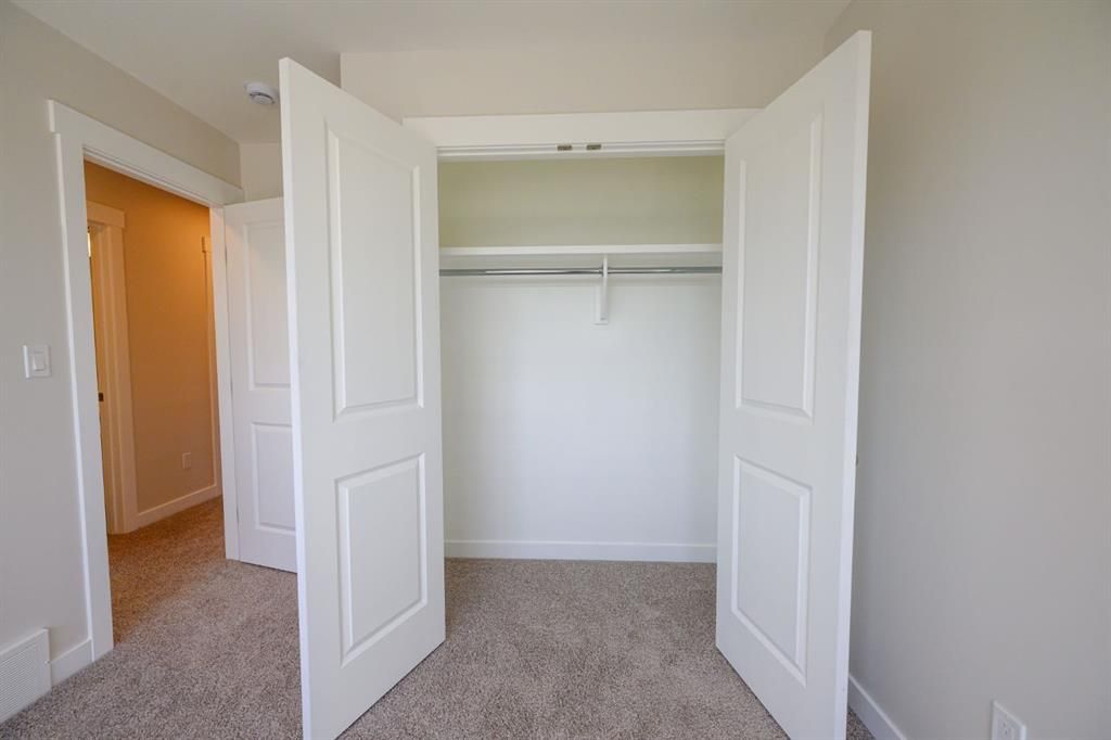 12826 87A Street  - Photo 24