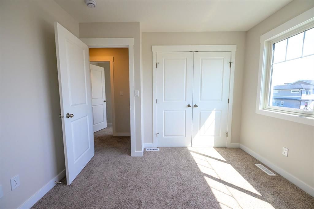 12826 87A Street  - Photo 26
