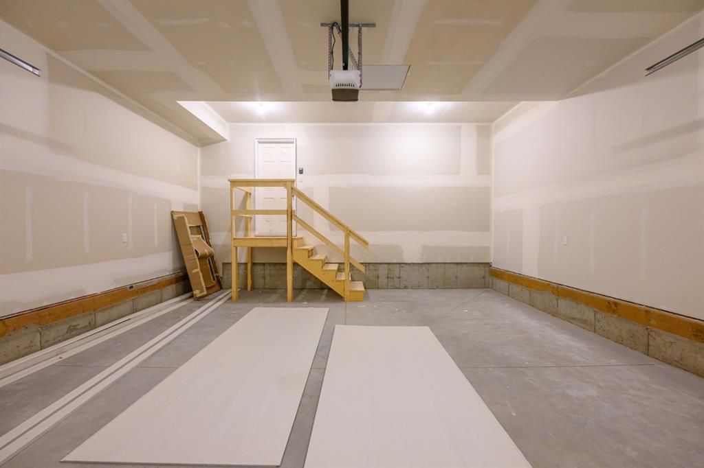 12826 87A Street  - Photo 42