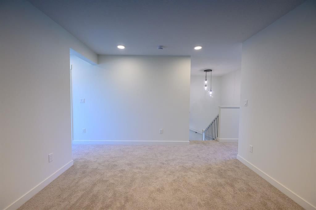 12830 87A Street  - Photo 19