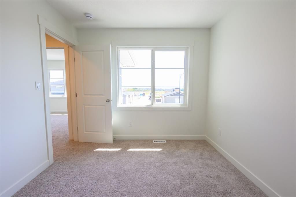 12830 87A Street  - Photo 26