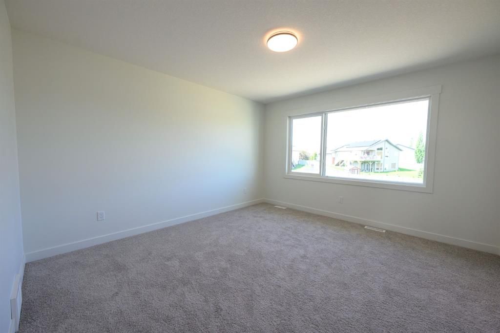 12830 87A Street  - Photo 31