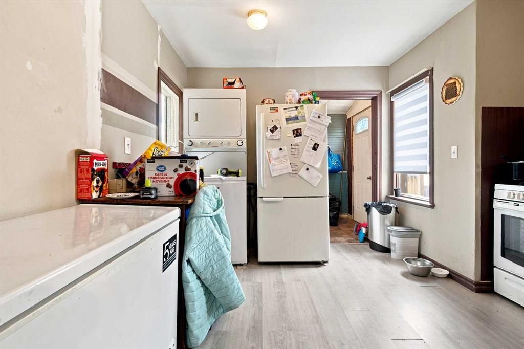 918 3 Avenue  - Photo 8