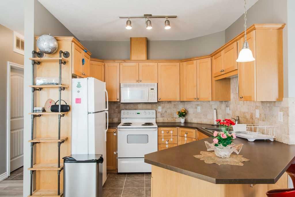 203, 9225 LAKELAND DR   - Photo 4