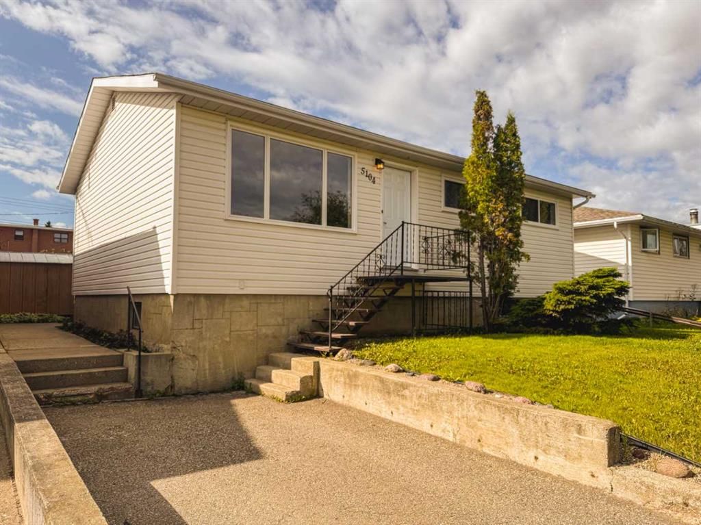 5104 46 Avenue  - Photo 33
