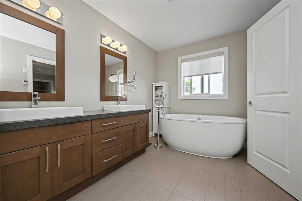 11813 86A Street  - Photo 26