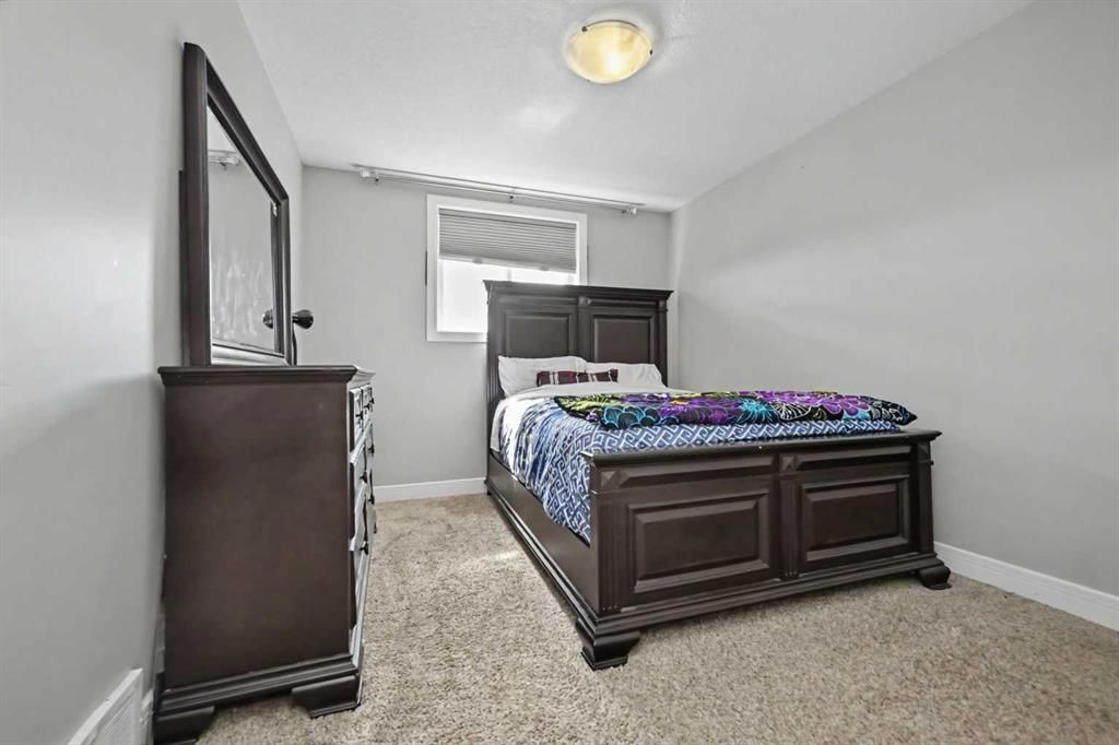 11813 86A Street  - Photo 33