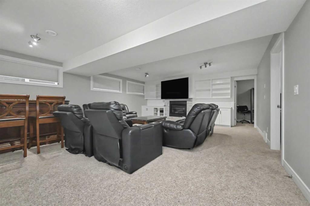 11813 86A Street  - Photo 38