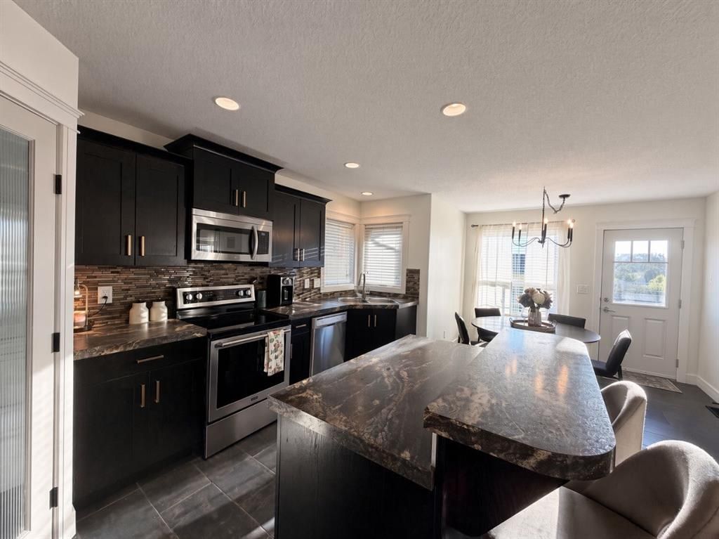 9010 Willow Drive  - Photo 10
