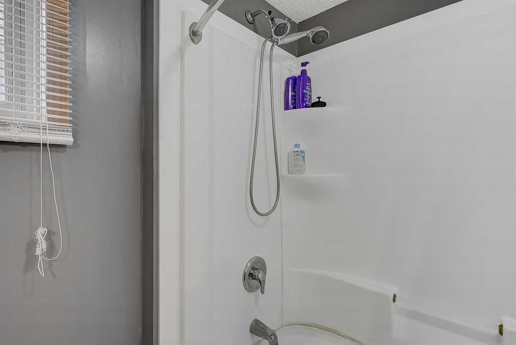 10659 81 Avenue  - Photo 29