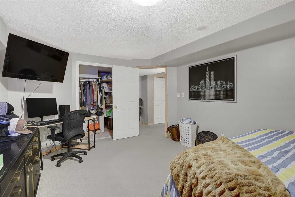 10659 81 Avenue  - Photo 30