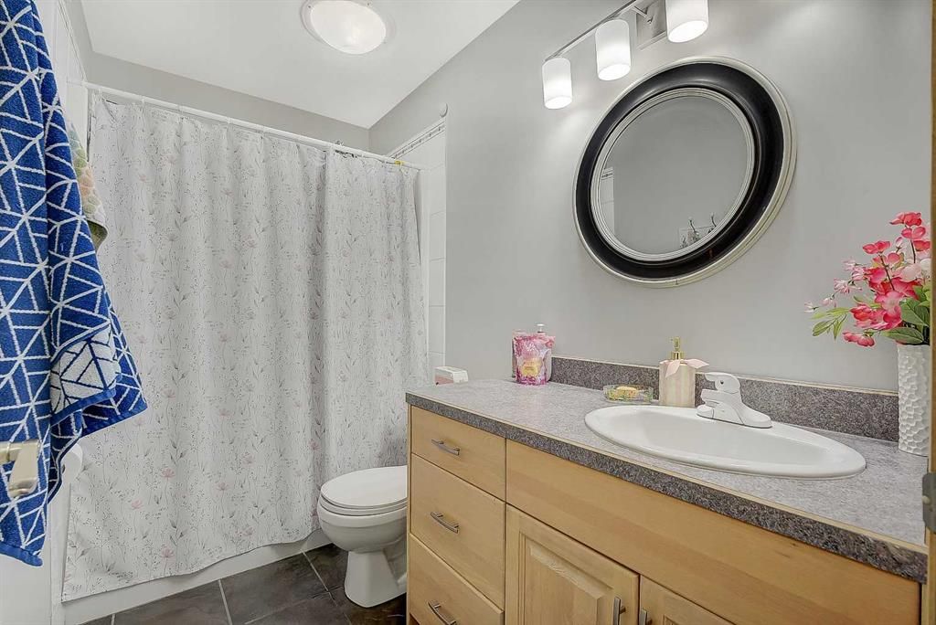 10659 81 Avenue  - Photo 35