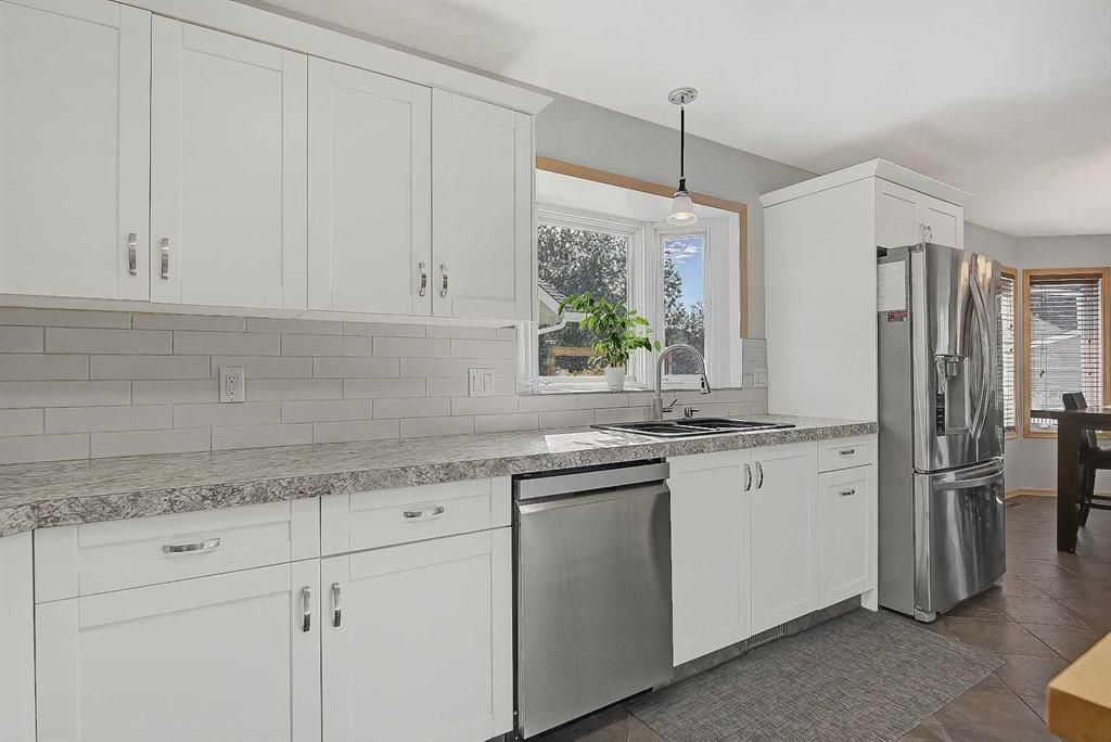 10659 81 Avenue  - Photo 6