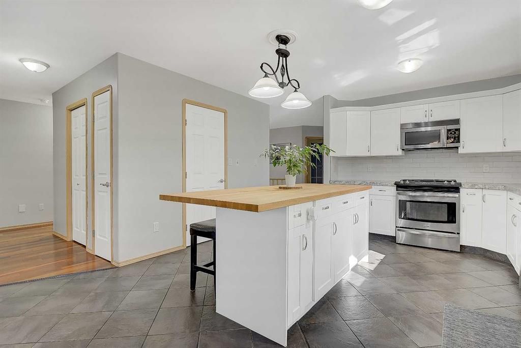 10659 81 Avenue  - Photo 8