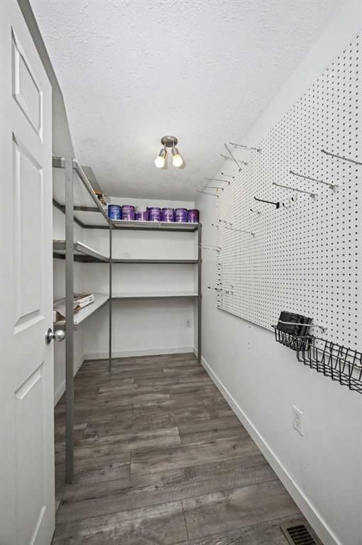 5003 46 Street  - Photo 15