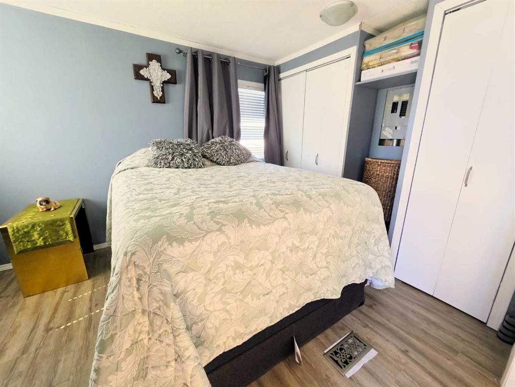 409 7 Avenue  - Photo 13