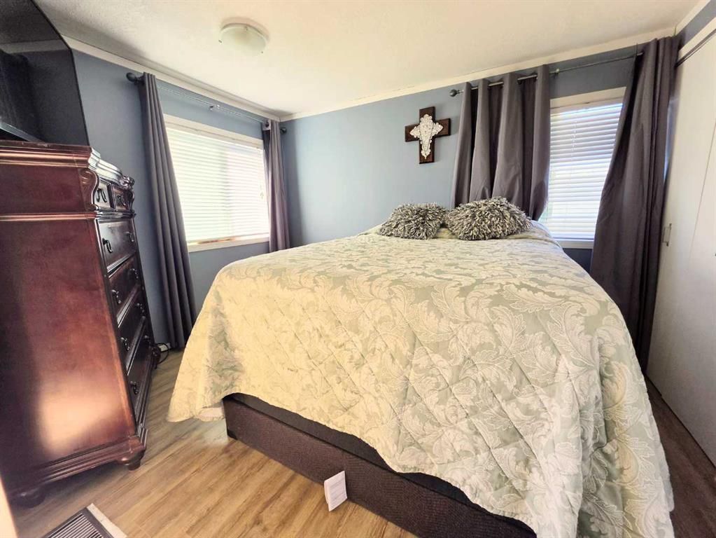 409 7 Avenue  - Photo 14