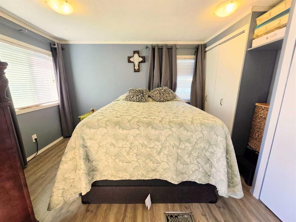 409 7 Avenue  - Photo 15