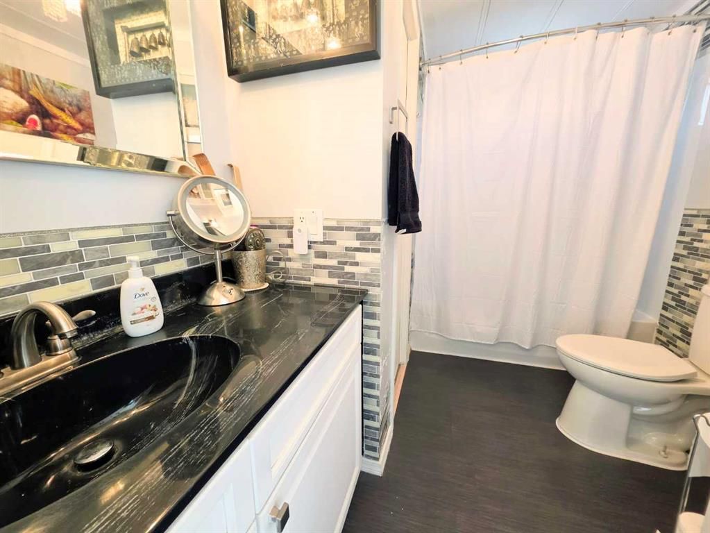 409 7 Avenue  - Photo 18