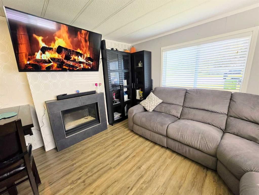 409 7 Avenue  - Photo 6