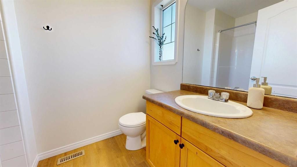 9009 93 Avenue  - Photo 25