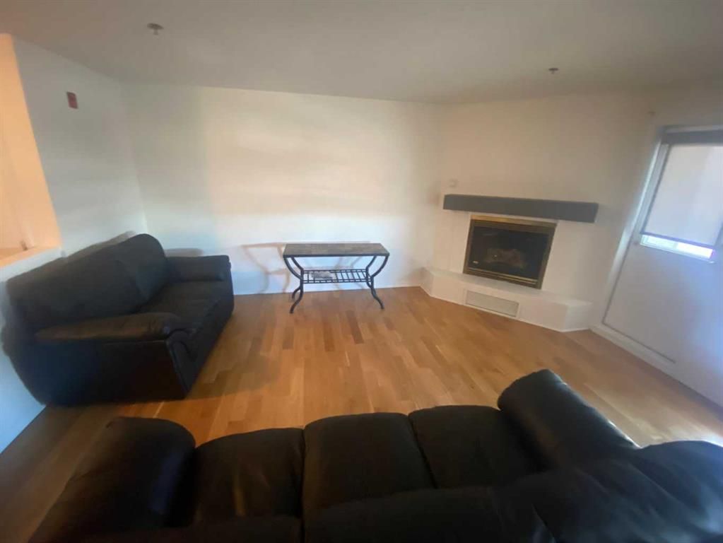 309, 9919 99 Avenue E - Photo 2