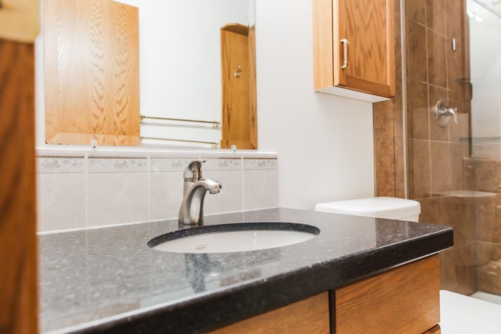 10610 Michaelis Boulevard  - Photo 25