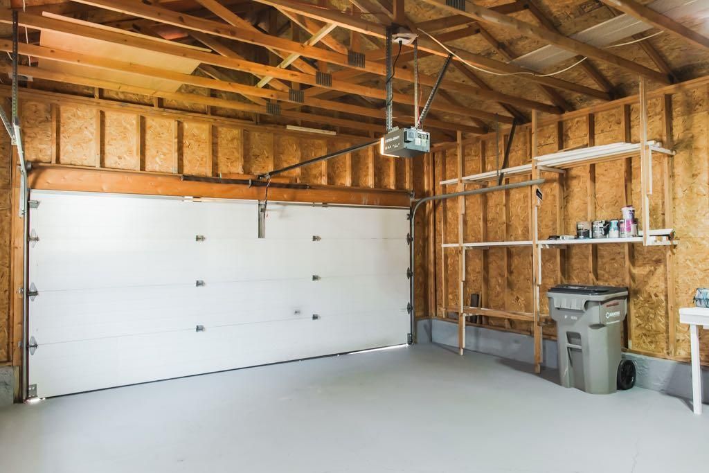 10610 Michaelis Boulevard  - Photo 31