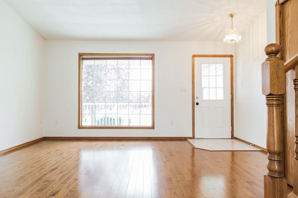 10610 Michaelis Boulevard  - Photo 6