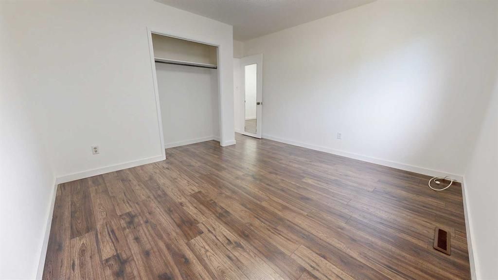 B, 9517 98 Avenue  - Photo 15