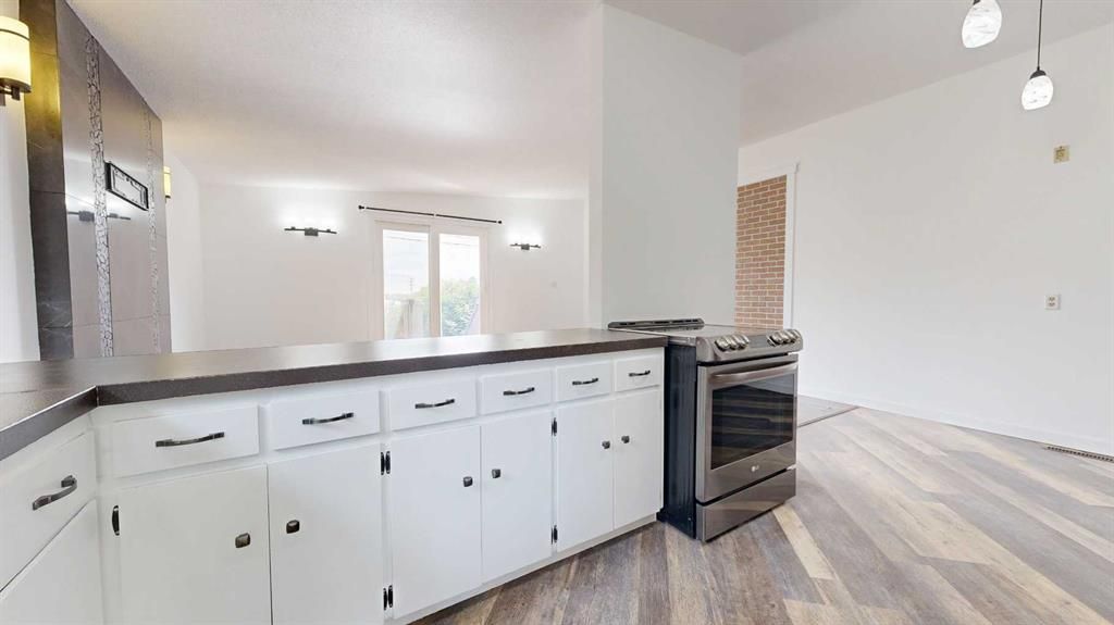 B, 9517 98 Avenue  - Photo 5