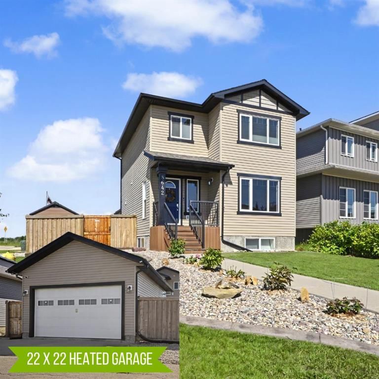 8642 72 Avenue - Photo 1