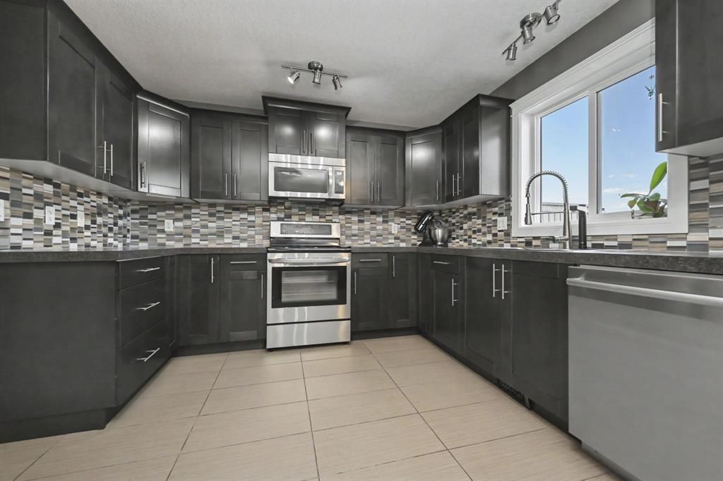 8642 72 Avenue  - Photo 16