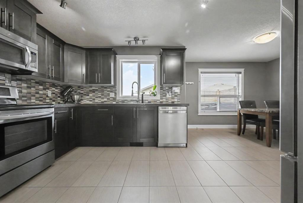 8642 72 Avenue  - Photo 17