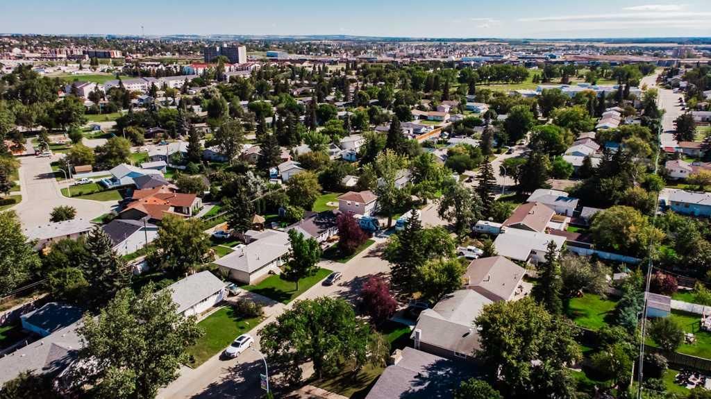 9940 88 Avenue  - Photo 38