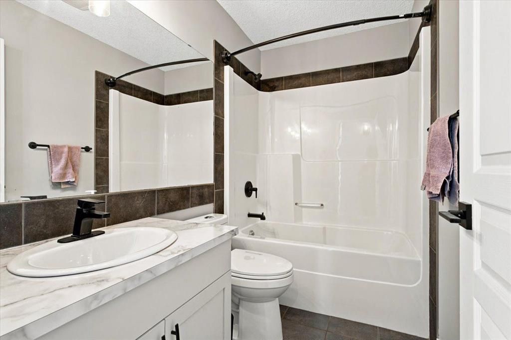 10465 Royal Oaks Drive  - Photo 15