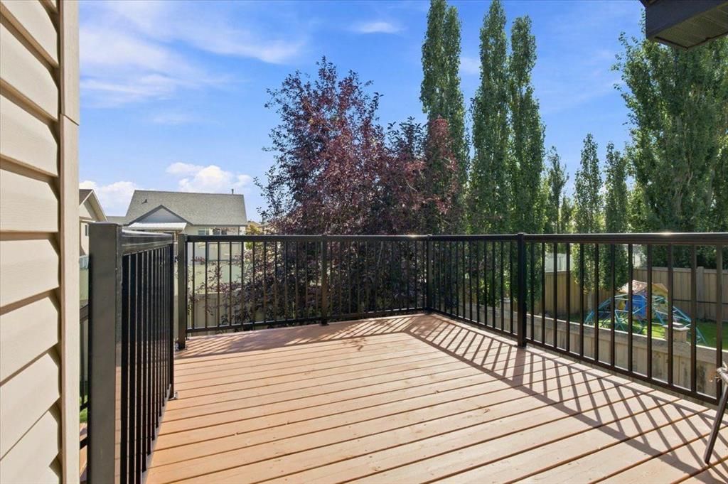 10465 Royal Oaks Drive  - Photo 30