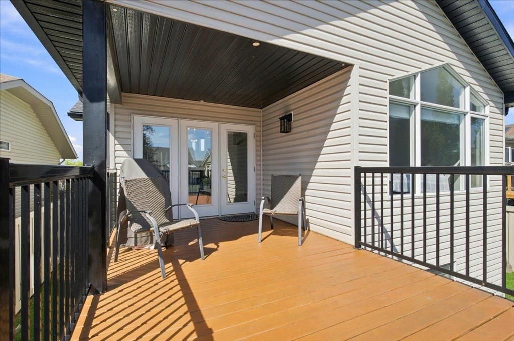 10465 Royal Oaks Drive  - Photo 31