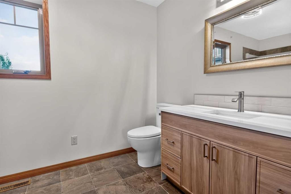 10407 102 Ave   - Photo 22